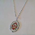   EZÜST – Kalocsai Nyaklánc nagy medállal – Csillagvirág fuksziával